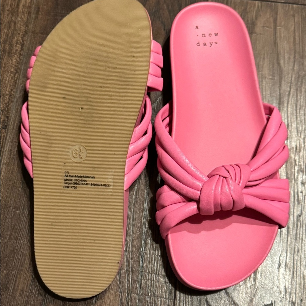 A New Day Women's Pink Knotted Slide Sandals - Picture 4 of 4